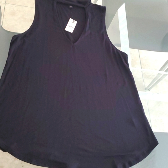 NWT Express black halter with keyhole neckline - Picture 1 of 7